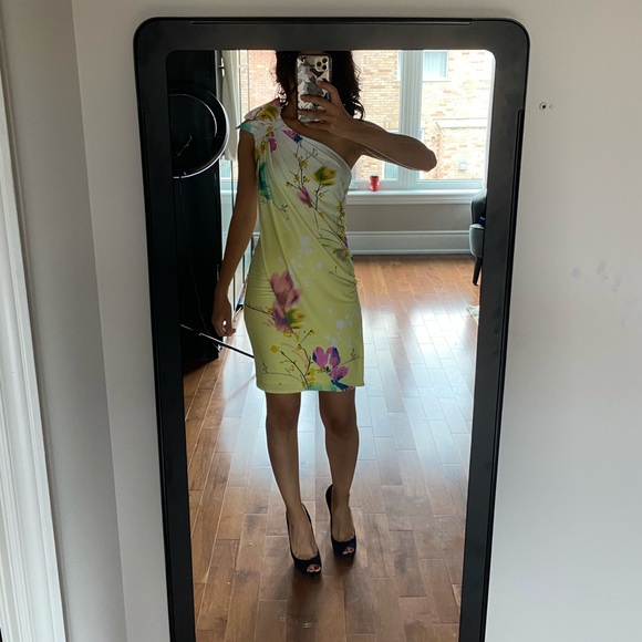 Yellow floral one shoulder dress NWOT - Picture 2 of 10